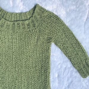 💙4/$20 Light Weight Sweater, Green